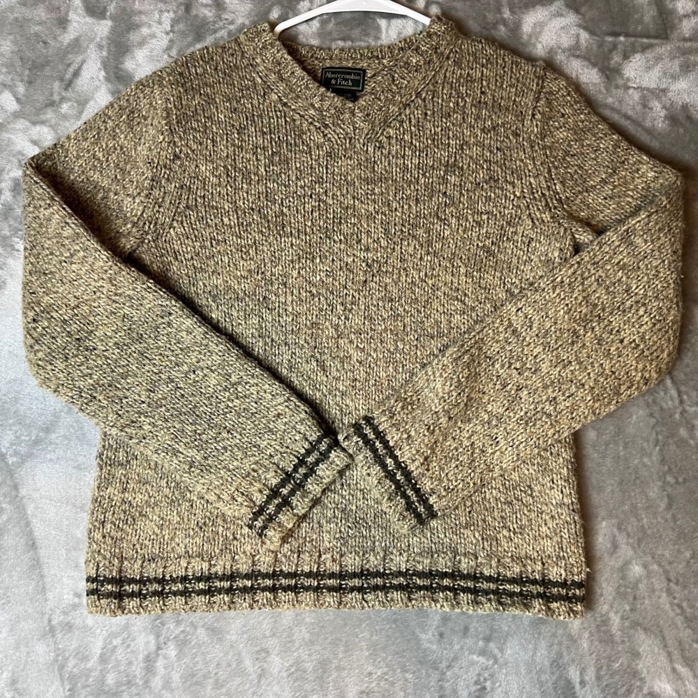 Abercrombie Fitchโ Womens Wool Blend V Neck Sweater Tan Speckled Knit Size S